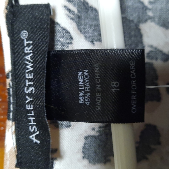 Ashley Stewart's linen blouse - Picture 13 of 13